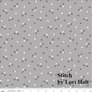 
                  
                    STITCH - Houndstooth - Steel - Quilting Cotton Fabric - Lori Holt of Bee in My Bonnet - Riley Blake Designs - C10934-STEEL
                  
                
