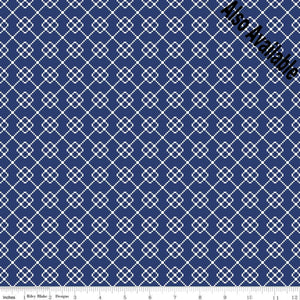 
                  
                    QUILT FAIR - Quilty Chain 0n Red color Quilting Cotton Fabric - Tasha Noel - Riley Blake Designs - C11358-Red
                  
                