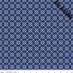 
                  
                    QUILT FAIR - Quilty Chain on Green color Quilting Cotton Fabric - Tasha Noel - Riley Blake Designs - C11358-Green
                  
                